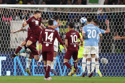 ROME, ITALY - APRIL 16: Pietro Pellegri of Torino scores their side's first goal during the Serie A match between SS Lazio and Torino FC at Stadio Olimpico on April 16, 2022 in Rome, Italy. (Photo by Paolo Bruno/Getty Images)