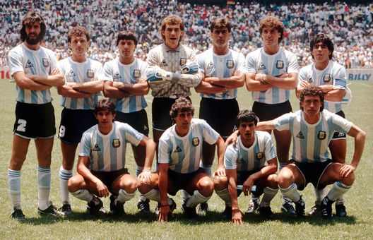 (Photo by Bongarts/Getty Images) Burruchaga: “Maradona imparagonabile con Messi, nel 1986 fui vicino al Napoli”- immagine 2