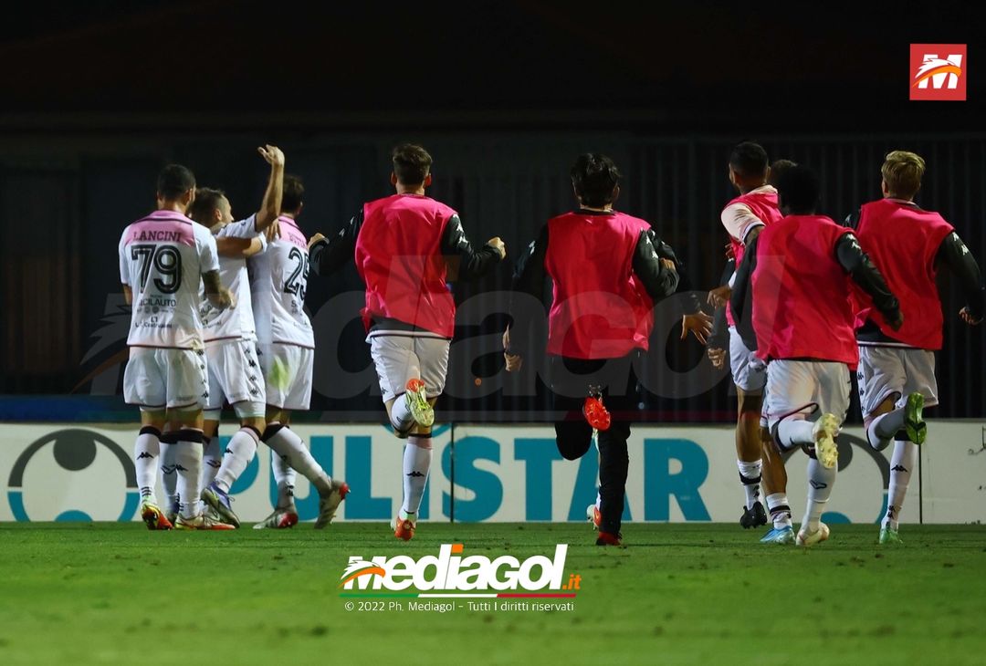 FOTO Feralpisaló-Palermo 0-3 playoff Serie C (gallery)- immagine 1