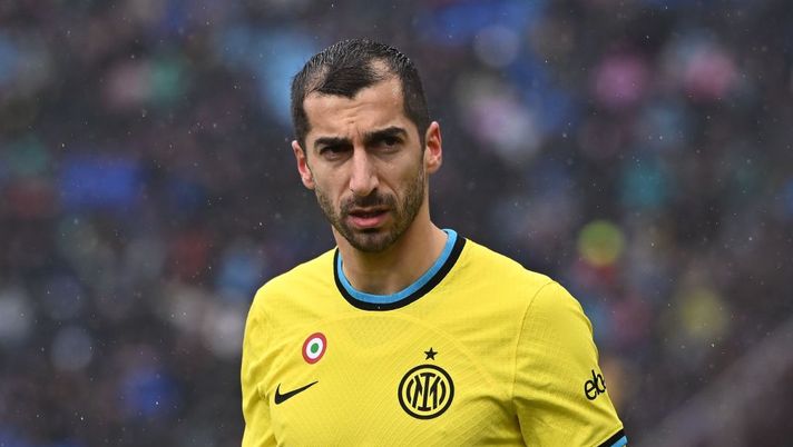 BOLOGNA, ITALY - FEBRUARY 26: Henrikh Mkhitaryan of FC Internazionale during the Serie A match between Bologna FC and FC Internazionale at Stadio Renato Dall'Ara on February 26, 2023 in Bologna, . (Photo by Alessandro Sabattini/Getty Images) Mkhitaryan: “Abbiamo meritato di vincere ma è solo il primo passo. La finale? Testa al Monza” - immagine 1