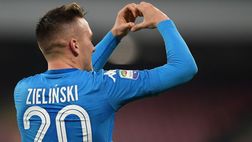 Napoli, Zielinski si prepara al Genoa con un nuovo taglio di capelli |FOTO