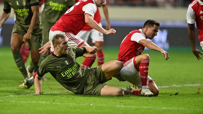 Tommaso Pobega (centrocampista AC Milan) qui durante l'amichevole Arsenal-Milan | News (Getty Images) amichevole Arsenal-Milan Pobega