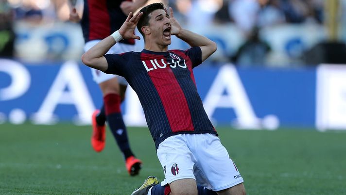 BOLOGNA, ITALY - APRIL 27: Riccardo Orsolini of Bologna FC celebrates after scoring a goal during the Serie A match between Bologna FC and Empoli at Stadio Renato Dall'Ara on April 27, 2019 in Bologna, Italy.  (Photo by Gabriele Maltinti/Getty Images) 