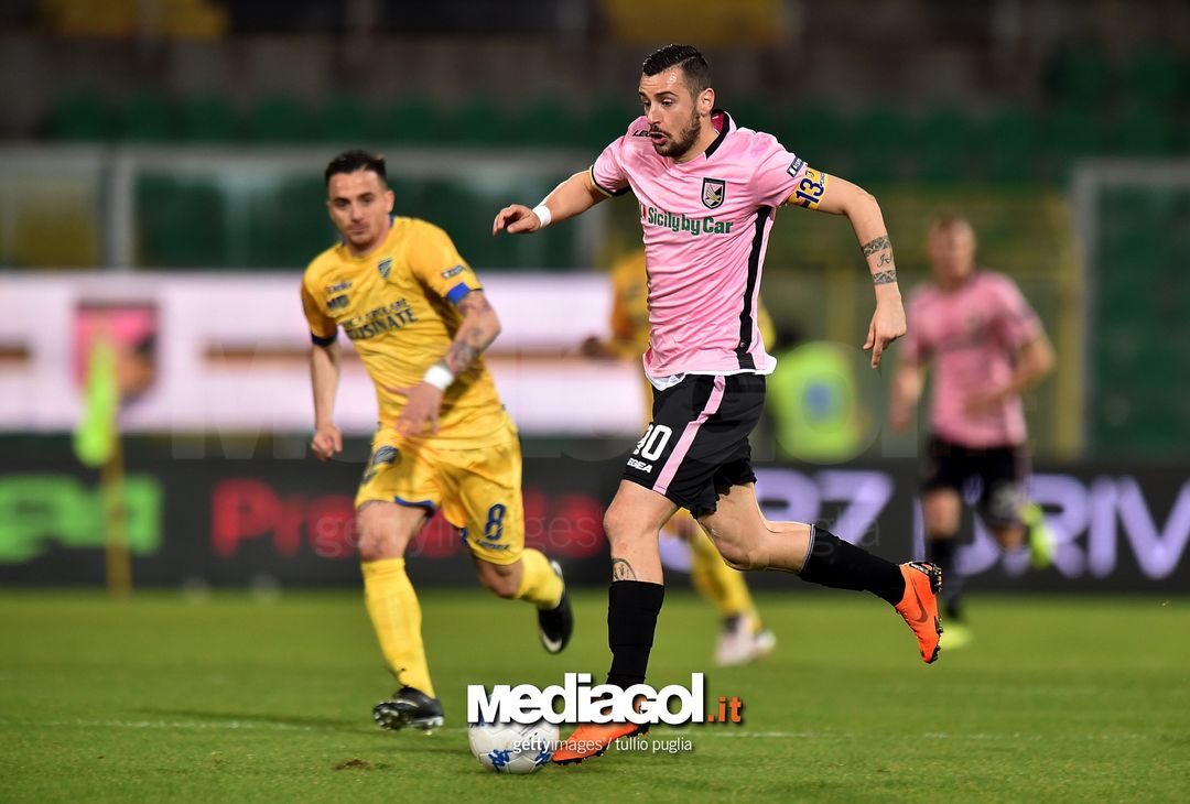  PALERMO, ITALY - MARCH 10:  Ilija Nestorovski of Palermo in action during the serie B match between US Citta di Palermo and Frosinone  at Stadio Renzo Barbera on March 10, 2018 in Palermo, Italy.  (Photo by Tullio M. Puglia/Getty Images) 
