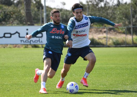  NAPLES, ITALY - MARCH 10: Dries Mertens , Eljif Elmas of Napoli during a training session on March 10, 2021 in Naples, Italy. (Photo by SSC NAPOLI/SSC NAPOLI via Getty Images) 