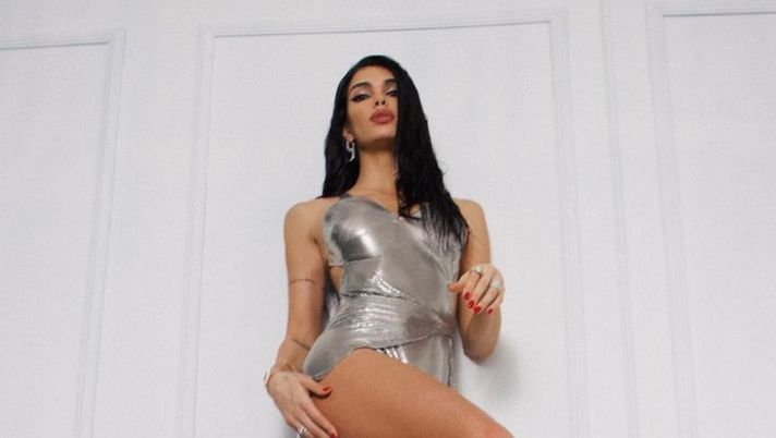 Jovana Djordjevic, superba sensualità: “In un mondo di scelte, scelgo me” Jovana Djordjevic, superba sensualità: “In un mondo di scelte, scelgo me”