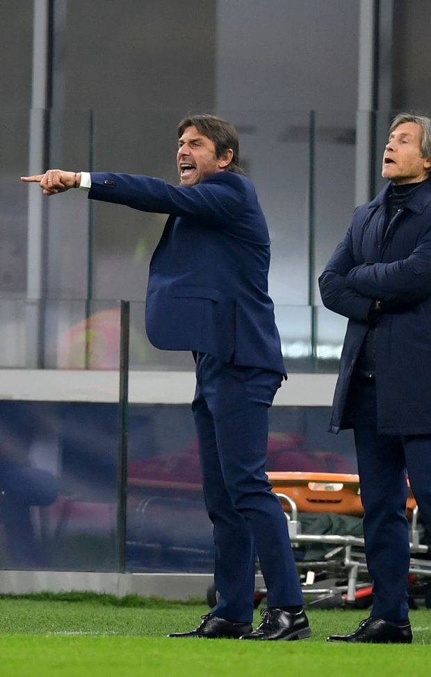 Antonio Conte contro il Real Madrid a San Siro (Photo by Valerio Pennicino/Getty Images) Antonio Conte contro il Real Madrid a San Siro (Photo by Valerio Pennicino/Getty Images)
