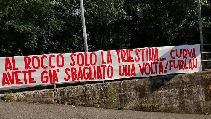 Tifosi triestini nettamente contrari al Pordenone in campo al "Rocco" 