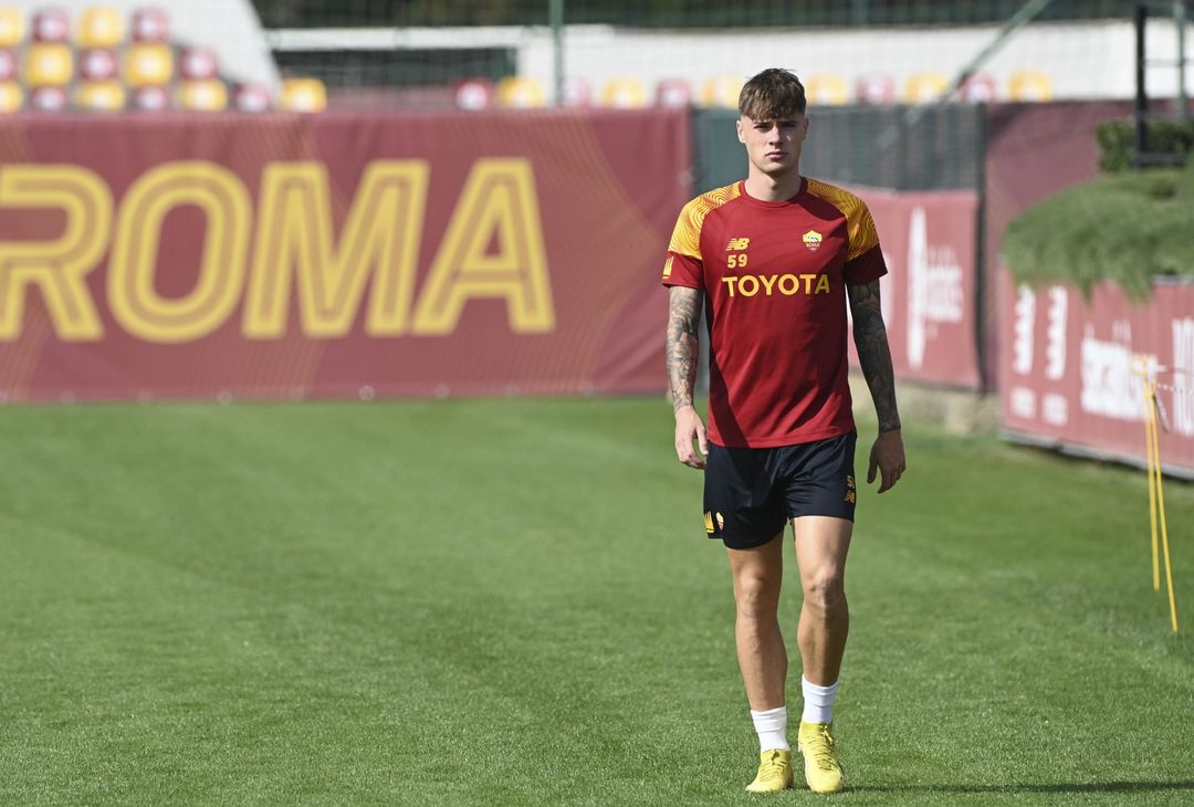 Roma, l’ultimo allenamento prima della partenza per la Spagna – FOTO GALLERY - immagine 14