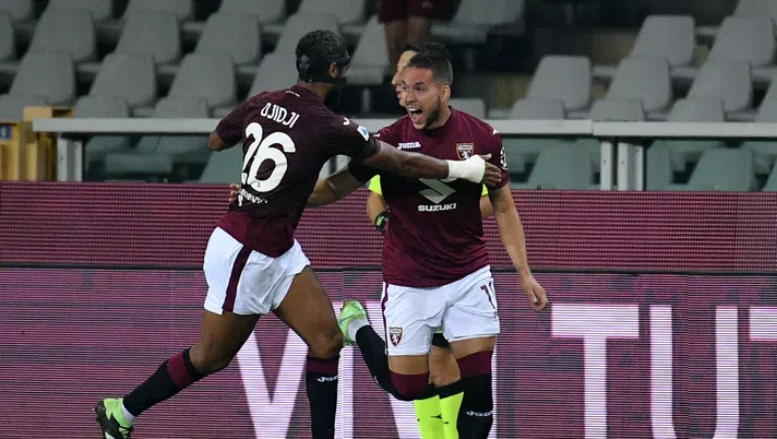 TURIN, ITALY - SEPTEMBER 23: Marko Pjaca of Torino FC celebrates an opening goal with his team mates during the Serie A match between Torino FC v SS Lazio at Stadio Olimpico di Torino on September 23, 2021 in Turin, Italy. (Photo by Marco Rosi - SS Lazio/Getty Images)