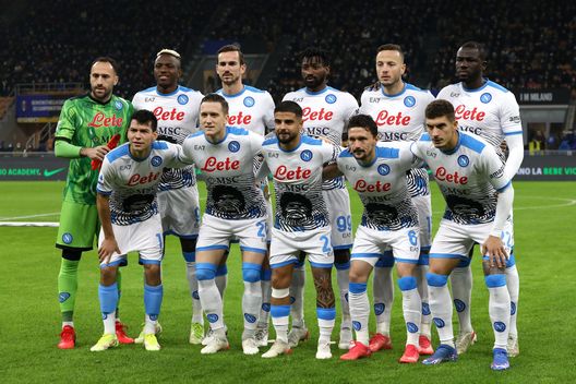 (Photo by Marco Luzzani/Getty Images) inter napoli