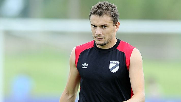 Mercato: Zamparini e Gerolin seguono Gonzalo Barreto del Danubio. Lui l’ultimo nome per l’attacco rosa Mercato: Zamparini e Gerolin seguono Gonzalo Barreto del Danubio. Lui l’ultimo nome per l’attacco rosa