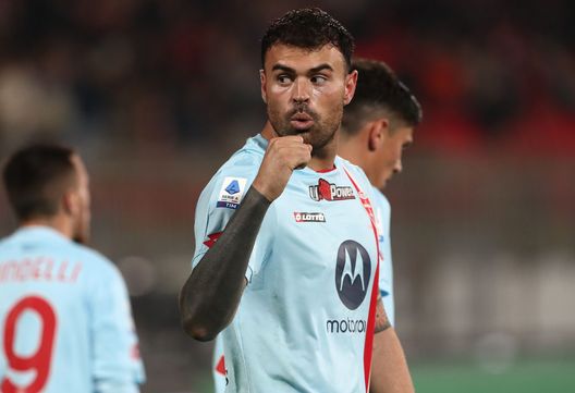 MONZA, ITALY - OCTOBER 31: Andrea Petagna of AC Monza celebrates after scoring the opening goal during the Serie A match between AC Monza and Bologna FC at Stadio Brianteo on October 31, 2022 in Monza, Italy. (Photo by Marco Luzzani/Getty Images) Petagna