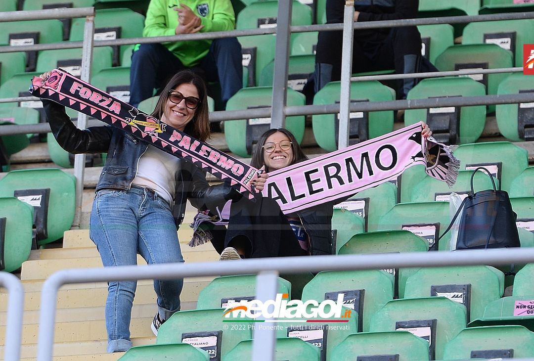 Fotogallery, i tifosi allo stadio per Palermo-Triestina 1-1 - immagine 111