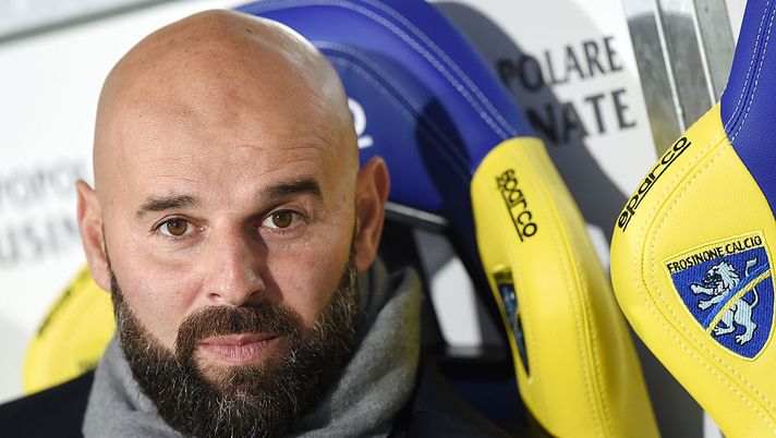 Stellone: “Il Bari gioca bene e domani vorrà vincere, noi proveremo a distanziarli. Infortuni? Rispondo così” Stellone: “Il Bari gioca bene e domani vorrà vincere, noi proveremo a distanziarli. Infortuni? Rispondo così”