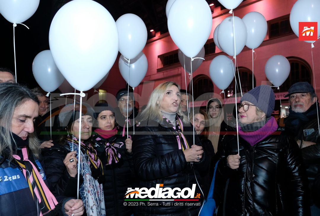 FOTO Palermo: raduno di tifosi al “Barbera” per commemorare Vito Chimenti (GALLERY) - immagine 22