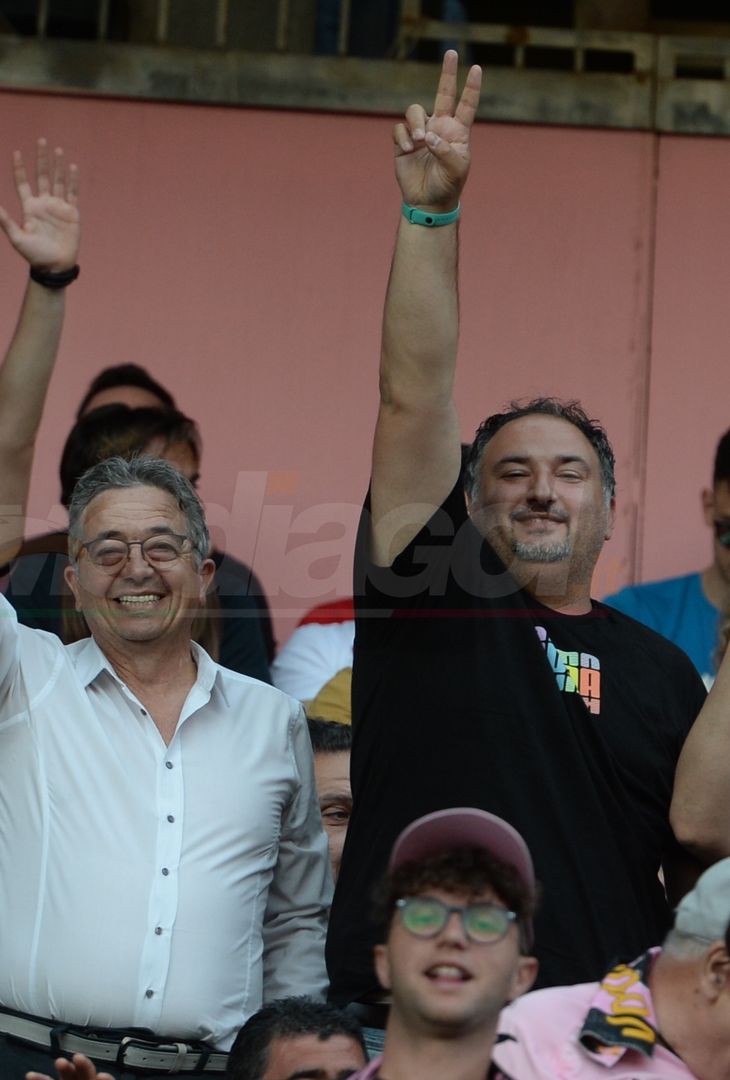 Fototifo, i tifosi allo stadio per Palermo-Feralpisaló 1-0 (gallery) - immagine 107