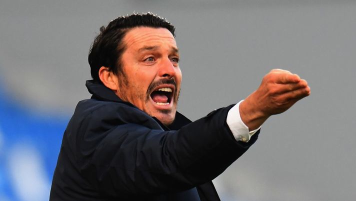 REGGIO NELL'EMILIA, ITALY - DECEMBER 04: Massimo Oddo of AC Perugia gestures during the Coppa Italia match between US Sassuolo and AC Perugia at Mapei Stadium - Città del Tricolore on December 4, 2019 in Reggio nell'Emilia, Italy (Photo by Alessandro Sabattini/Getty Images) REGGIO NELL'EMILIA, ITALY - DECEMBER 04: Massimo Oddo of AC Perugia gestures during the Coppa Italia match between US Sassuolo and AC Perugia at Mapei Stadium - Città del Tricolore on December 4, 2019 in Reggio nell'Emilia, Italy (Photo by Alessandro Sabattini/Getty Images)