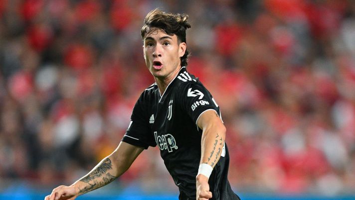 LISBON, PORTUGAL - OCTOBER 25: Matias Soule of Juventus in action during the UEFA Champions League group H match between SL Benfica and Juventus at Estadio do Sport Lisboa e Benfica on October 25, 2022 in Lisbon, Portugal. (Photo by Octavio Passos/Getty Images) CHI GIOCA, CHI NO – Immobile, Soulé, Gatti, Brozovic, Lozano, Provedel, Gonzalez: le novità- immagine 1