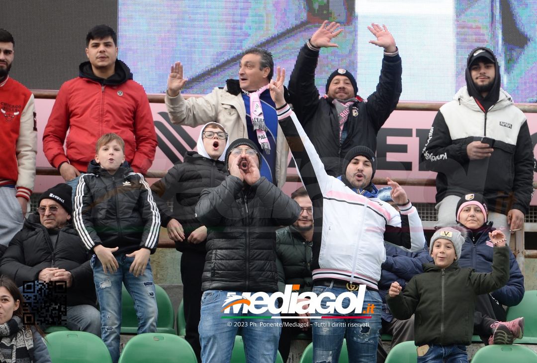 FOTOTIFO Palermo-Reggina 2-1, i tifosi allo Stadio “Renzo Barbera” (Gallery) - immagine 46