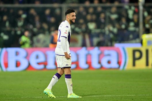 CREMONA, ITALY - APRIL 05: Nicolas Gonzalez of ACF Fiorentina reacts during the Coppa Italia Semi Final match between US Cremonese and ACF Fiorentina at Stadio Giovanni Zini on April 05, 2023 in Cremona, Italy. (Photo by Marco M. Mantovani/Getty Images) Conferme per Nico Gonzalez ed Ikonè. In attacco ci prova Jovic- immagine 2