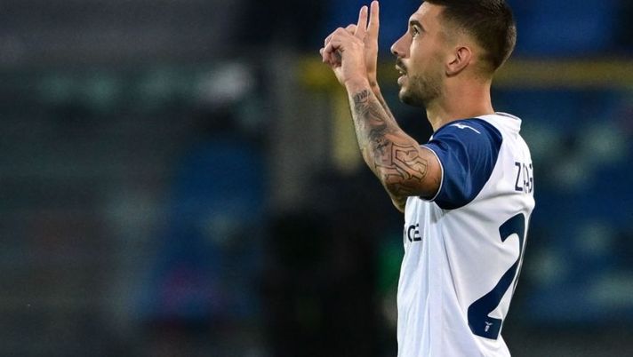 Lazio's Italian midfielder Mattia Zaccagni celebrates after opening the scoring during the Italian Serie A football match between Atalanta and Lazio on October 23, 2022 at the Atleti Azzurri d'Italia stadium in Bergamo. (Photo by Miguel MEDINA / AFP) (Photo by MIGUEL MEDINA/AFP via Getty Images) Voti fantacalcio: Zaccagni più di Felipe Anderson! Muriel come Soppy, la scelta su Ederson - immagine 1