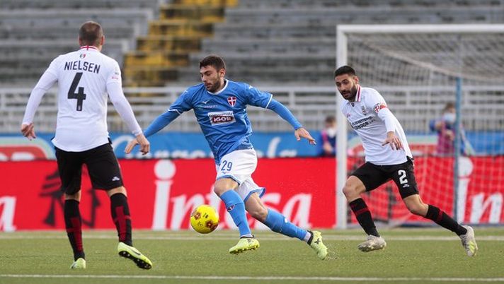 Il derby delle Risaie di Novara: una fase della vittoria della Pro Vercelli nella foto di Ivan Benedetto 