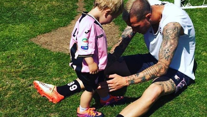 FOTO Morganella porta il figlio a Boccadifalco: “Prima volta con papà!”  FOTO Morganella porta il figlio a Boccadifalco: “Prima volta con papà!”