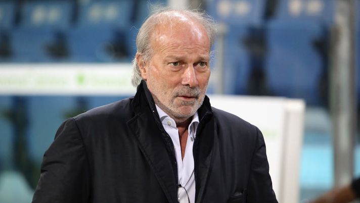CAGLIARI, ITALY - OCTOBER 30: Walter Sabatini, coordinator of the technical areas  during the Serie A match between Cagliari Calcio and Bologna FC at Sardegna Arena on October 30, 2019 in Cagliari, Italy.  (Photo by Enrico Locci/Getty Images) 