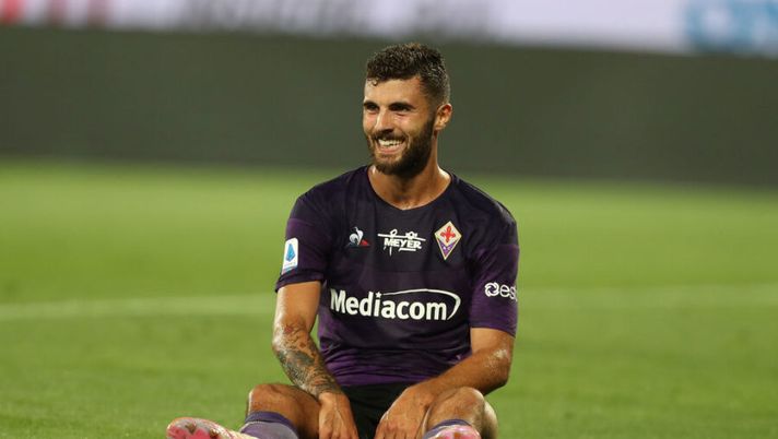 FLORENCE, ITALY - JULY 29: Patrick Cutrone of ACF Fiorentina reacts during the Serie A match between ACF Fiorentina and Bologna FC at Stadio Artemio Franchi on July 29, 2020 in Florence, Italy. (Photo by Gabriele Maltinti/Getty Images) Fiorentina, Cutrone non convocato per la Juve: la motivazione - immagine 1