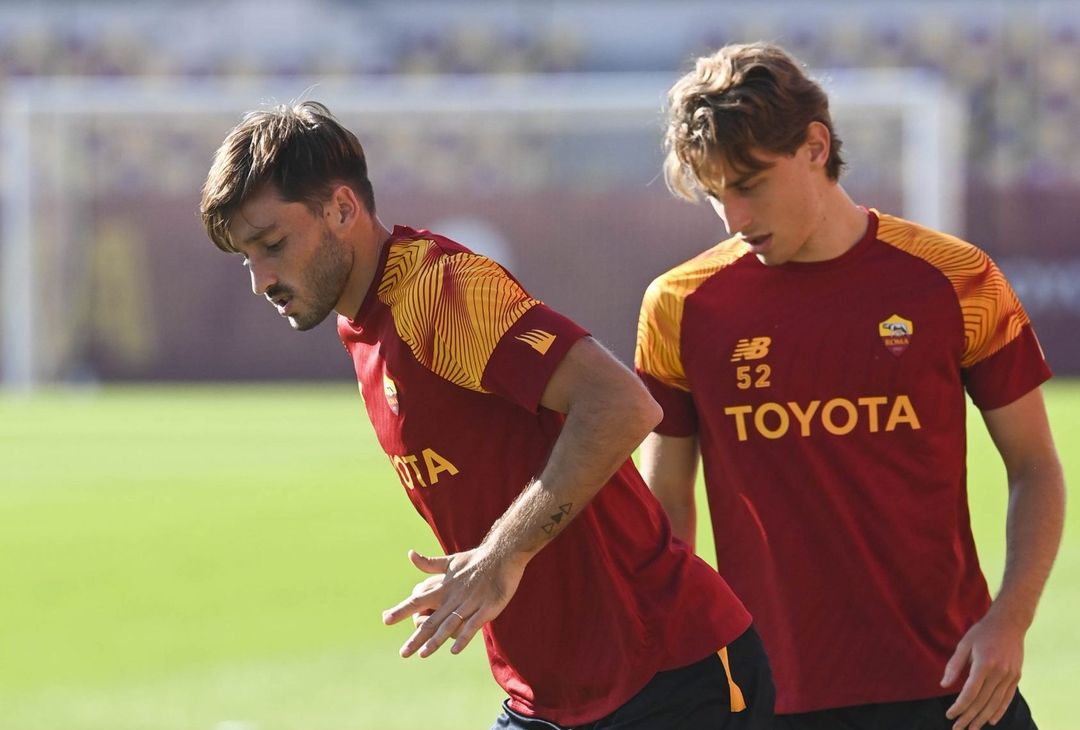 Trigoria, ripresa in vista della Samp: in campo Zaniolo e Karsdorp – FOTO GALLERY - immagine 16