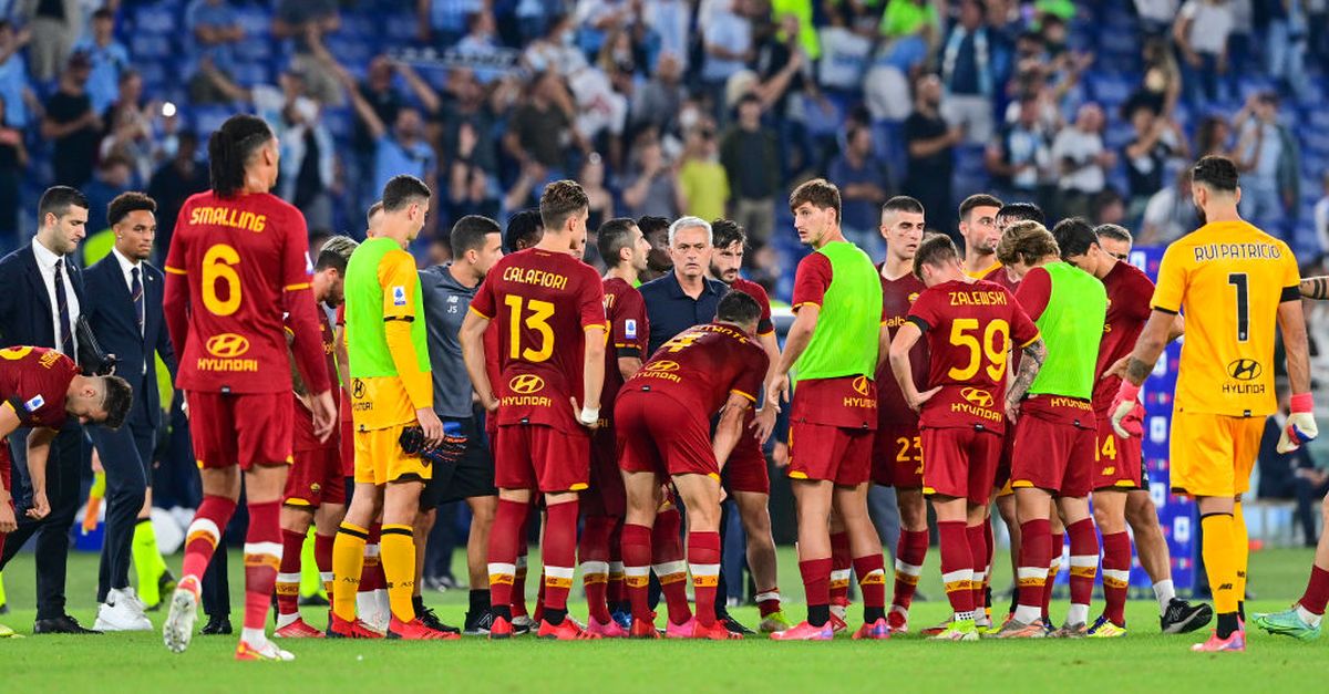 Mourinho, Roma and the top secret speech after the derby: here’s the escaped sentence – As Roma football news – Interviews, photos and videos