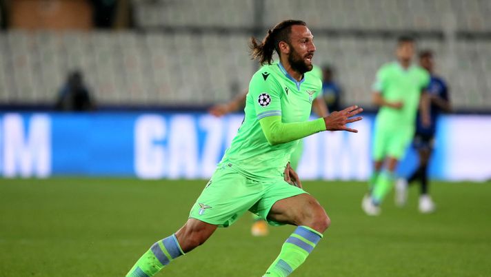 BRUGGE, BELGIUM - OCTOBER 28: Vedat Muriqi of SS Lazio during the UEFA Champions League Group F stage match between Club Brugge KV and SS Lazio at Jan Breydel Stadium on October 28, 2020 in Brugge, Belgium. (Photo by Giampiero Sposito/Getty Images) 