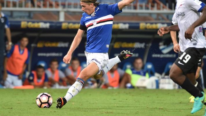 GENOA, ITALY - AUGUST 28: Dennis Praet of UC Sampdoria in action during the Serie A match between UC Sampdoria and Atalanta BC at Stadio Luigi Ferraris on August 28, 2016 in Genoa, Italy. (Photo by Getty Images/Getty Images) Praet pronto a rinascere: “La Sampdoria crede in me, vedrete…” - immagine 1