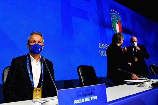 ROME, ITALY - FEBRUARY 22: Lega Serie A President Paolo Dal Pino attends the FIGC Elective Assembly at Cavalieri Waldorf Astoria Hotel on February 21, 2021 in Rome, Italy. (Photo by Marco Rosi/Getty Images) Serie A, De Siervo: “Col nuovo protocollo Covid chiuderemo il campionato”- immagine 2