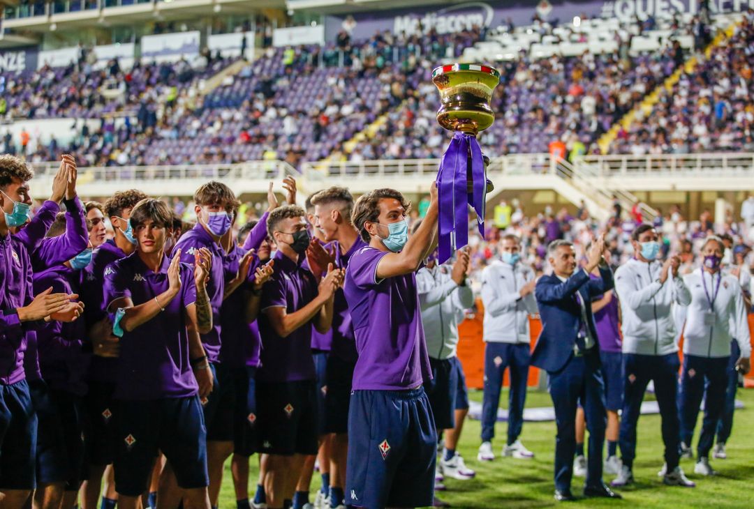 GERMOGLI PH: 28 AGOSTO 2021 FIRENZE STADIO ARTEMIO FRANCHI SERIE A FIORENTINA VS TORINO NELLA FOTO LA FIORENTINA PRIMAVERA SFILA CON LA COPPA 