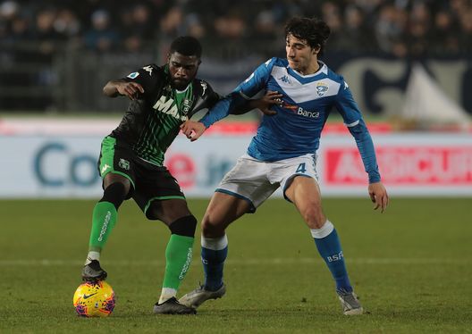 BRESCIA, ITALY - DECEMBER 18: Jeremie Boga of US Sassuolo is challenged by Sandro Tonali (R) of Brescia Calcio during the Serie A match between Brescia Calcio and US Sassuolo at Stadio Mario Rigamonti on December 18, 2019 in Brescia, Italy. (Photo by Emilio Andreoli/Getty Images) BRESCIA, ITALY - DECEMBER 18: Jeremie Boga of US Sassuolo is challenged by Sandro Tonali (R) of Brescia Calcio during the Serie A match between Brescia Calcio and US Sassuolo at Stadio Mario Rigamonti on December 18, 2019 in Brescia, Italy. (Photo by Emilio Andreoli/Getty Images)