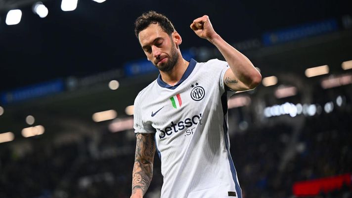Calhanoglu, promessa prima della partenza per la Turchia: “Al ritorno…” - immagine 1