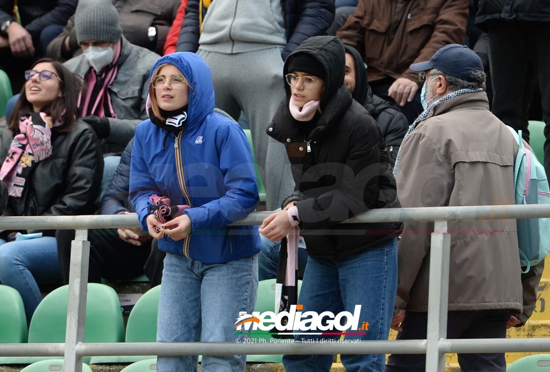 FOTO, i tifosi allo stadio per Palermo – Bari 0-0 (Gallery) - immagine 37