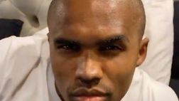 Douglas Costa, impossibile ingannarlo anche… mentre dorme (VIDEO)