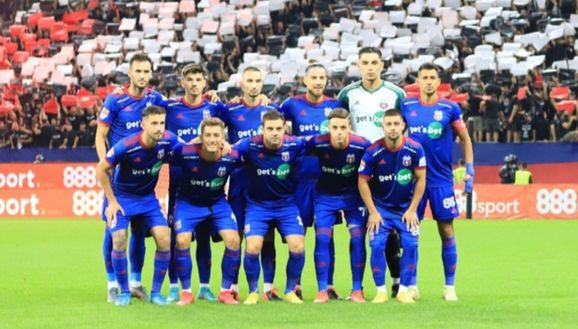 La CSA Steaua poco prima dell'inizio del derby I “Militari” battono i “Cani”: Dinamo Bucarest ko nel derby dell’Arena Nationala- immagine 2