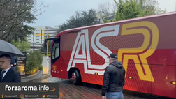 VIDEO – L’arrivo della Roma nell’hotel di Milano: domani la sfida ai rossoneri