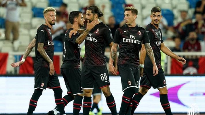 Il Milan festeggia un gol, foto @acmilan 