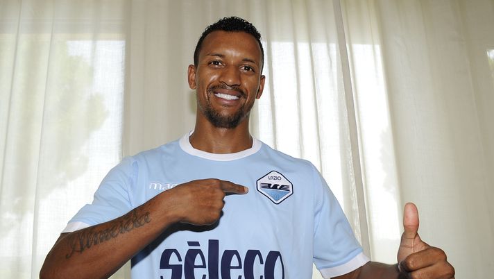ROME, ROMA - AUGUST 31:  SS Lazio new signing Nani after the SS Lazio medical tests on August 31, 2017 in Rome, Italy.  (Photo by Marco Rosi/Getty Images)  ROME, ROMA - AUGUST 31:  SS Lazio new signing Nani after the SS Lazio medical tests on August 31, 2017 in Rome, Italy.  (Photo by Marco Rosi/Getty Images)