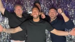 VIDEO / Calhanoglu idolo anche nei festeggiamenti del compleanno: il coro della squadra