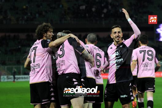 foto ipp/pasqualeponente
palermo 12 / 02 / 2022
calcio campionato di serie c - girone c
stagione sportiva 2021/2022
palermo - juve stabia
nella foto esultanza con Accardi andrea
italy photo press - world copiright palermo