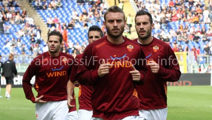 Arriva l’annuncio del ds Baldini “De Rossi ha firmato per 5 anni” Arriva l’annuncio del ds Baldini “De Rossi ha firmato per 5 anni” - immagine 1