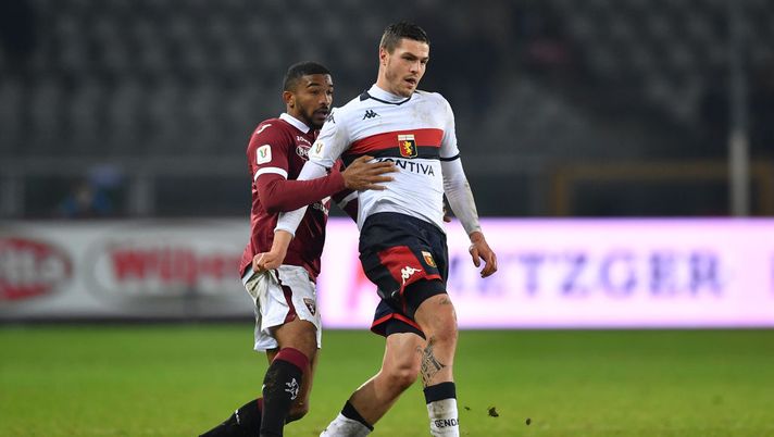 TURIN, ITALY - JANUARY 09: Gleison Bremer (L) of Torino FC competes with Andrea Favilli of Genoa CFC during the Coppa Italia match between Torino FC and Genoa CFC at Stadio Olimpico Grande Torino on January 9, 2020 in Turin, Italy. (Photo by Valerio Pennicino/Getty Images) TURIN, ITALY - JANUARY 09: Gleison Bremer (L) of Torino FC competes with Andrea Favilli of Genoa CFC during the Coppa Italia match between Torino FC and Genoa CFC at Stadio Olimpico Grande Torino on January 9, 2020 in Turin, Italy. (Photo by Valerio Pennicino/Getty Images)