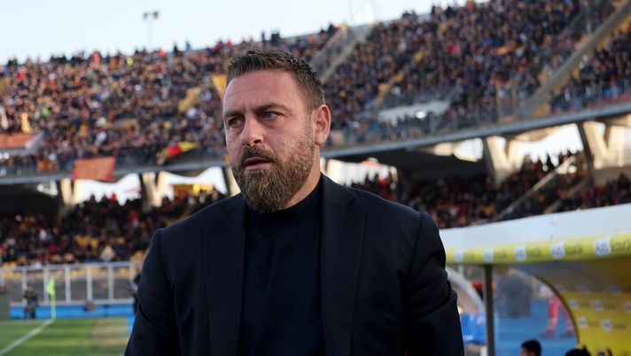 Roma, i tifosi con De Rossi: “I dirigenti lo lasciano solo come succedeva a Mou” - immagine 1