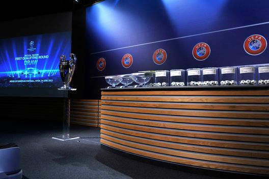 Sorteggi della prossima UEFA Champions League. Sorteggi della prossima UEFA Champions League.